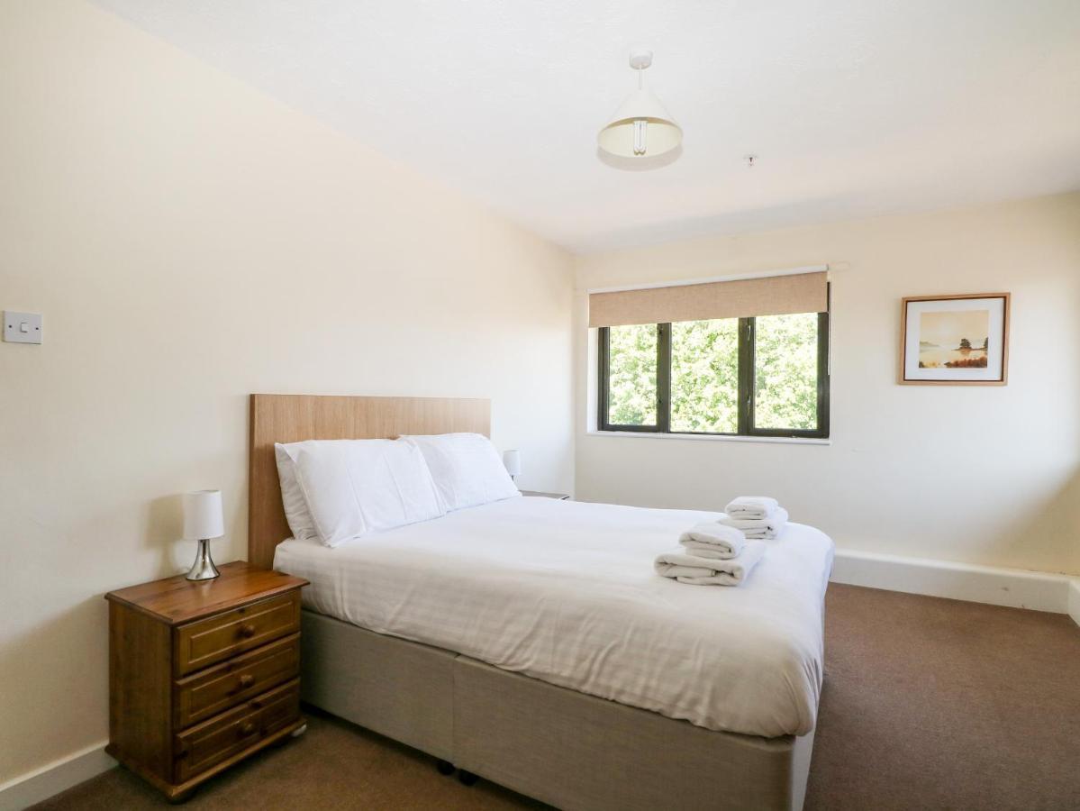 Flat 33 - Marine Court Villa Littlehampton Bagian luar foto